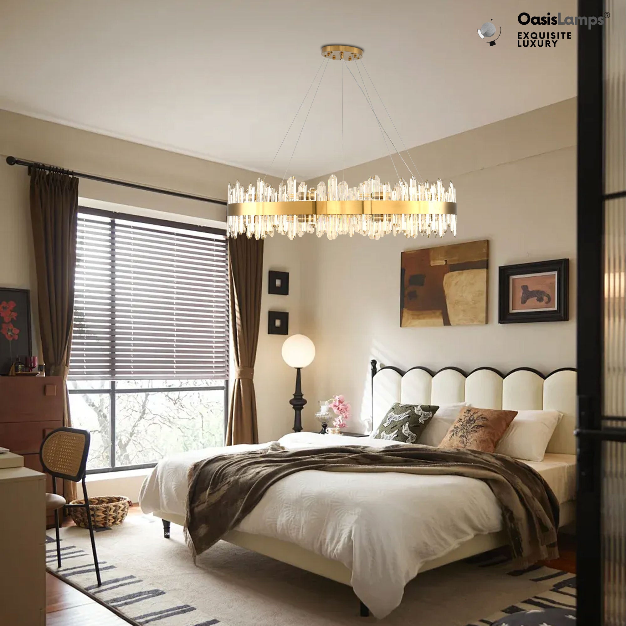 Stellara Crystal Strip Round Halo Chandelier 24" 32" 40"D#color_brass,size_40''D