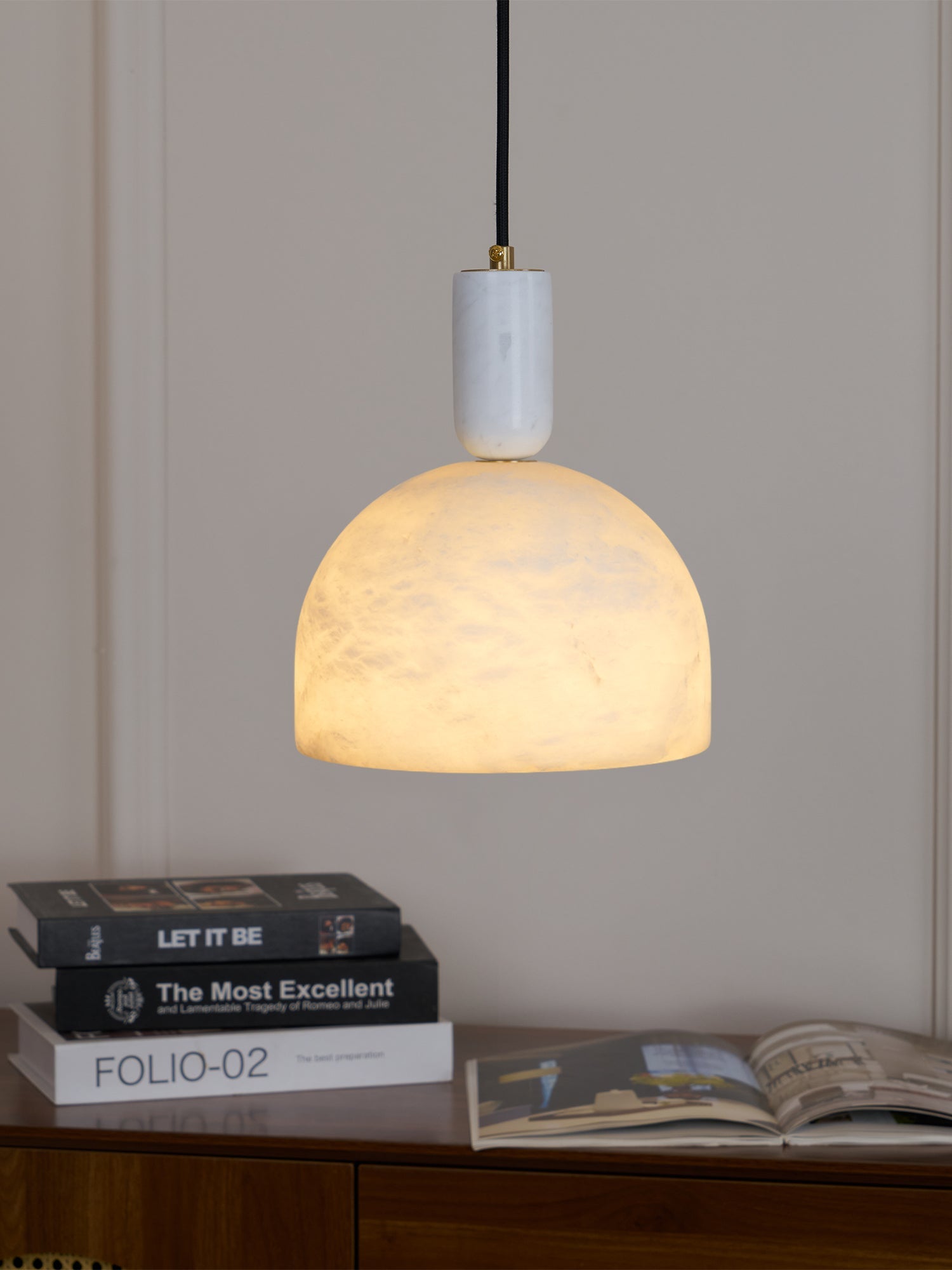 Blair Alabaster Pendant Light